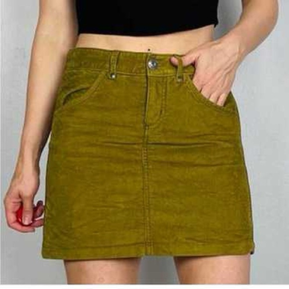 Athleta Kaleidoscope corduroy mini skirt size 6